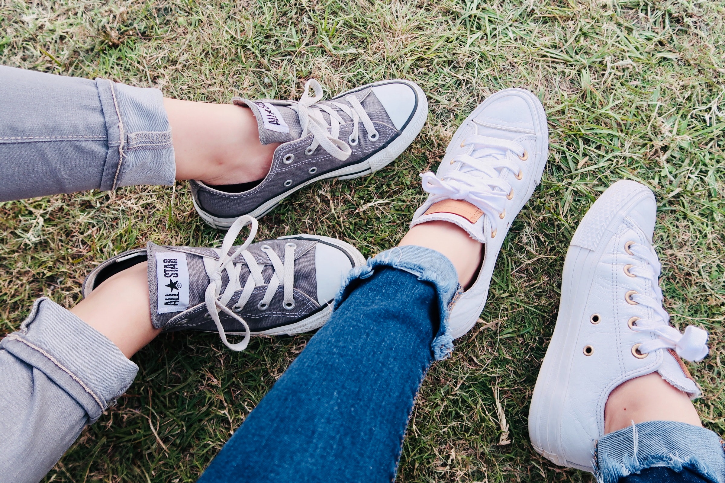 Best Ways Of How To Clean White Converse